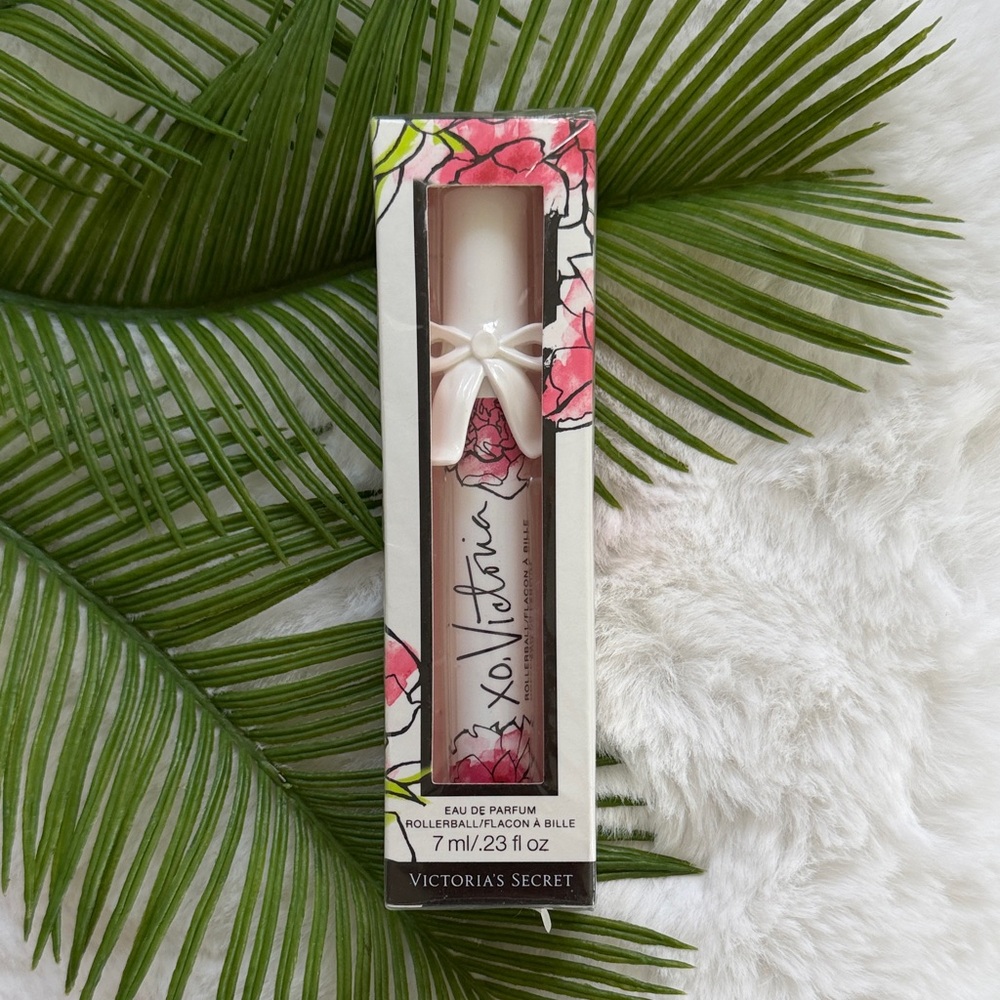NIB XO, Victoria Rollerball .23 fl oz